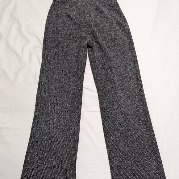 Suzy Shier Grey Pants - Small - Timeless and Stylish - Picture 2 of 7